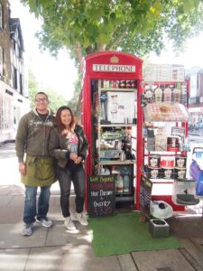 【イギリス】ロンドン名物、赤い公衆電話ボックスでおいしいコーヒーはいかが！？